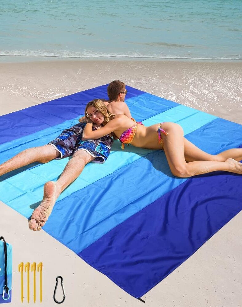 WIWIGO Beach Blanket Mat Waterproof Sandproof for 2-8 Adults Quick Drying